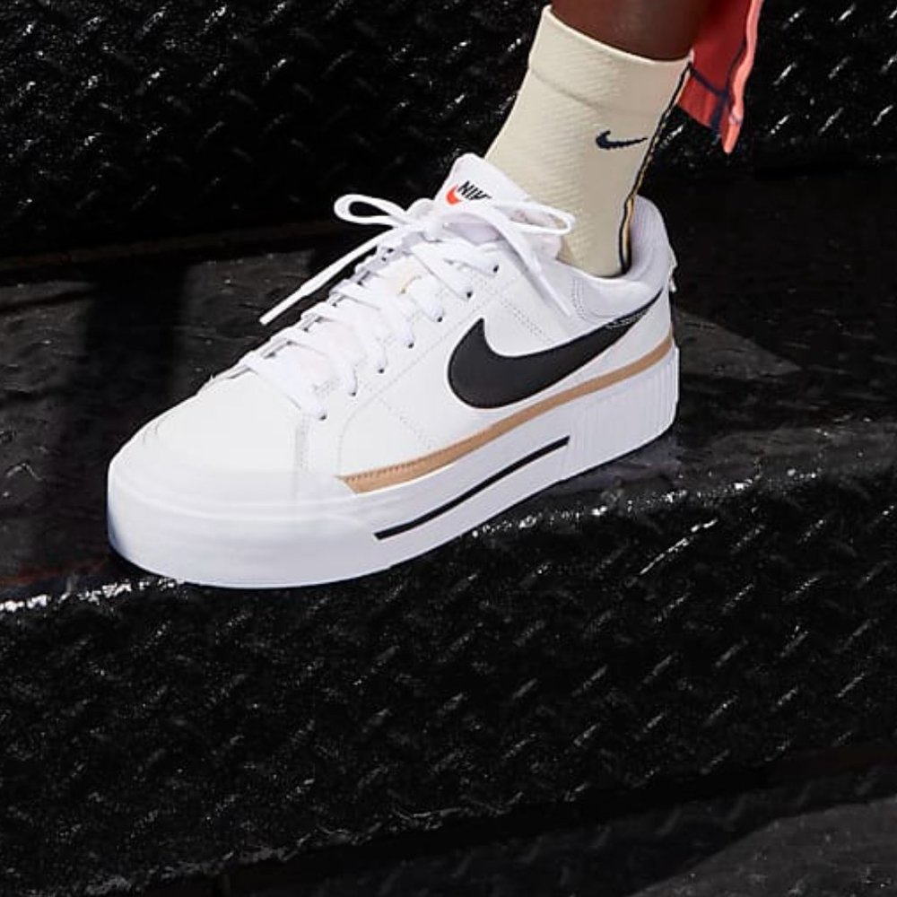 Nike Court Legacy Lift platform Shoes - Picture 3 of 15